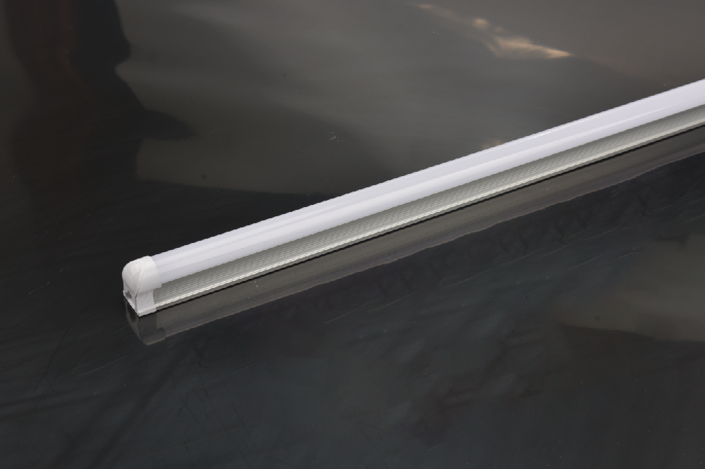 T8LED分体日光灯支架-铝塑光学PC