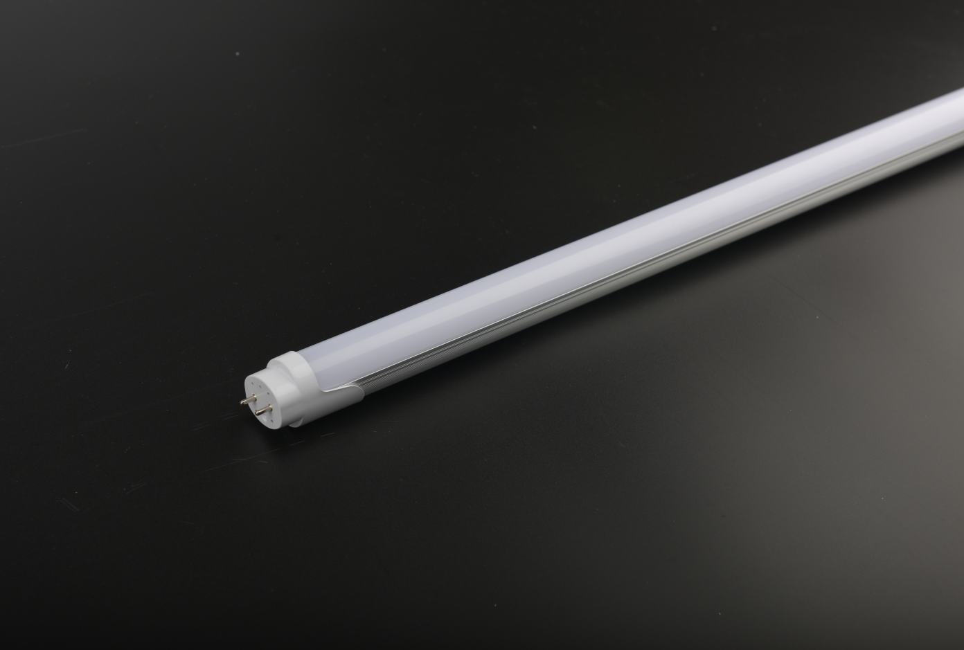 T8LED分体日光灯支架-铝塑磨砂PC - 1